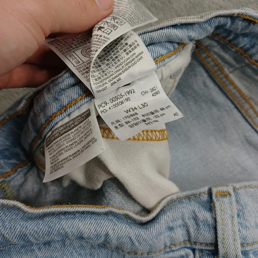 Levis 505 Jeans Mens 34x30 Blue Denim Distressed Pockets Cotton Casual A4